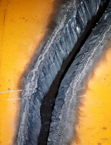 Bom Kırık Kaynakları